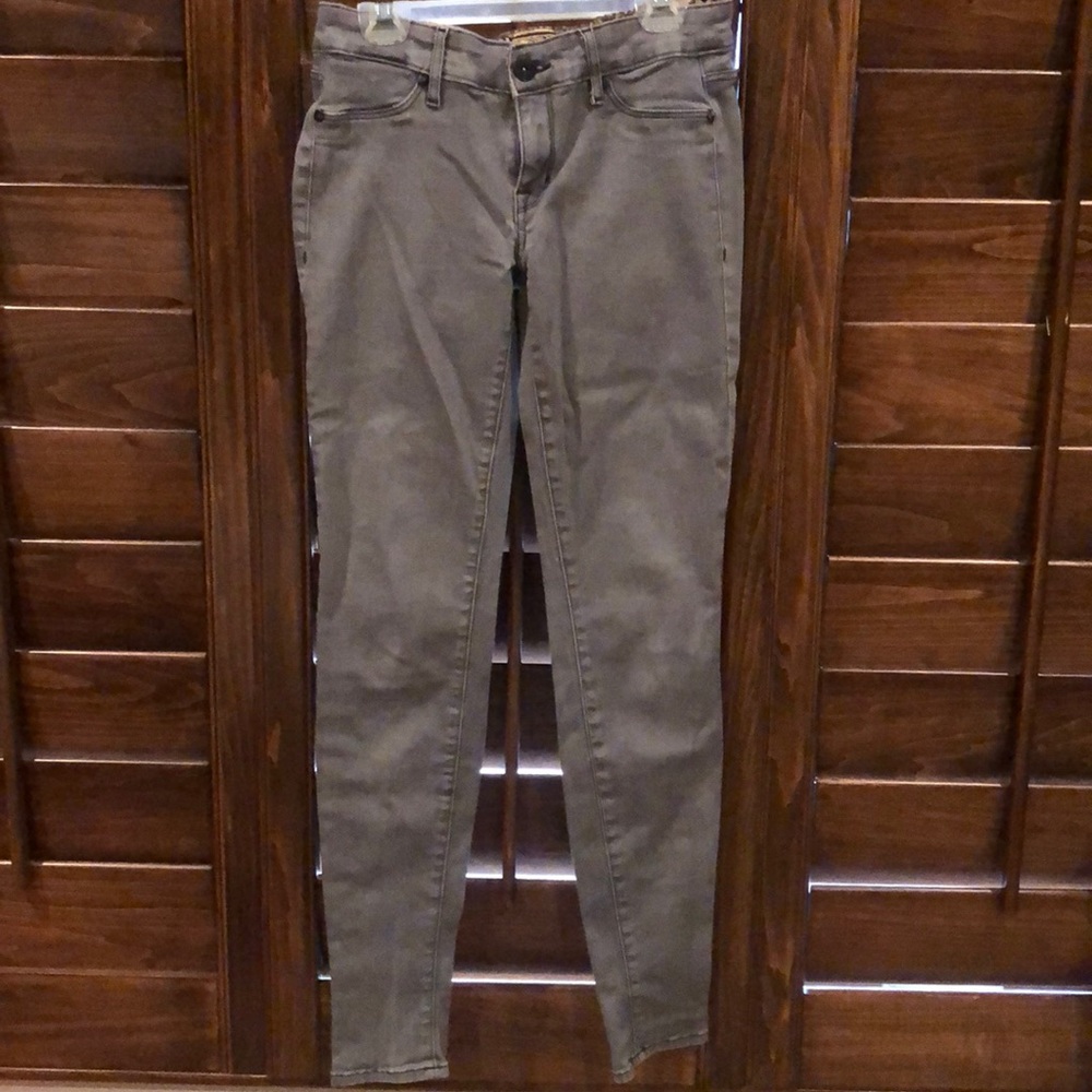 Grey skinny jeans